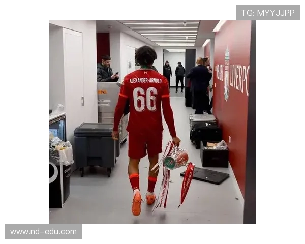 利物浦冬窗或按兵不动重用基耶萨召回埃利奥特打造新赛季中前场方案